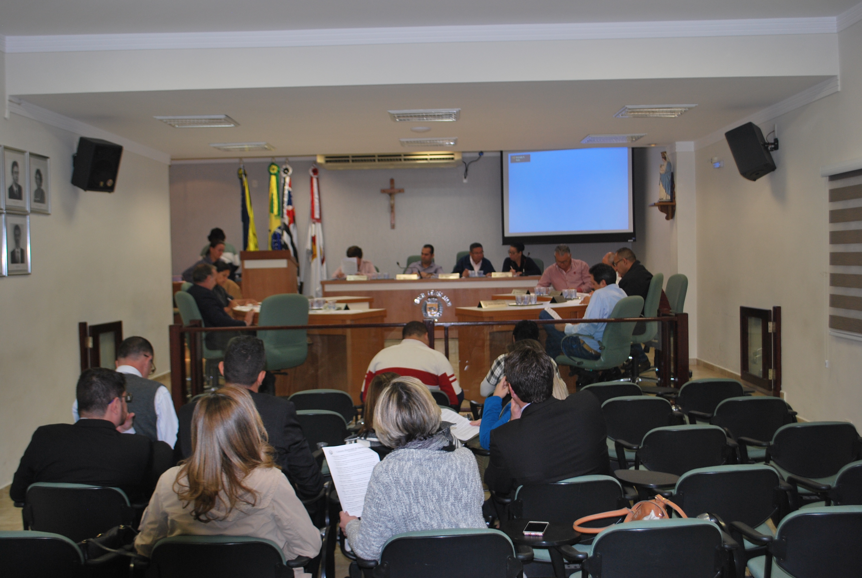 Após longa sessão, vereadores aprovam abertura de crédito especial ao Executivo para prestação de serviços do Programa Criança Feliz