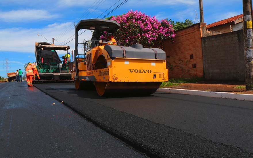 Recapeamento de vias é solicitado em requerimento na Câmara