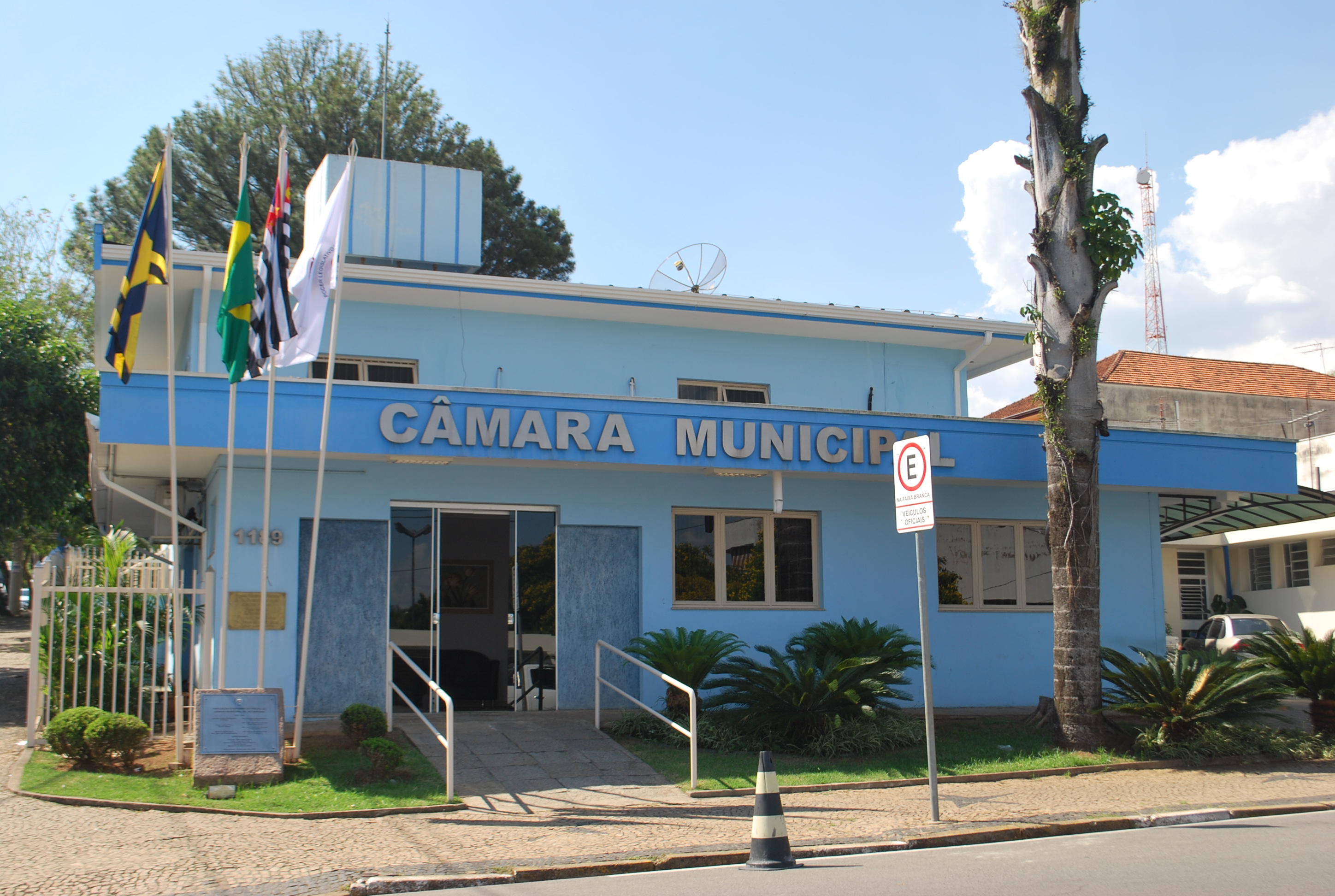 Presidente da Câmara recebe visita do Deputado Chico Sardelli-PV